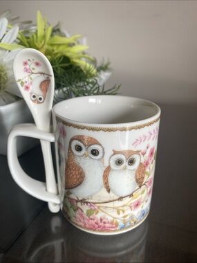 New🌈 Bits and Pieces Owl Ceramics Mug Matching Spoon summer river owls tea